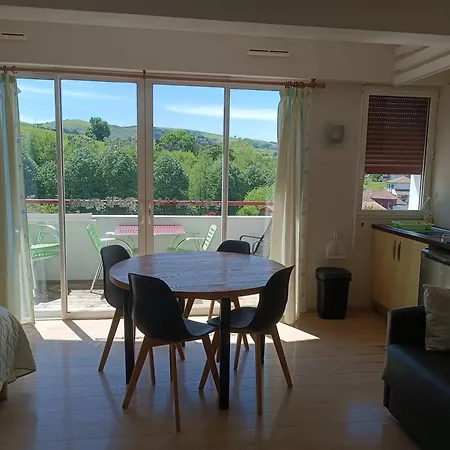 Hotell Bergara Souraïde
