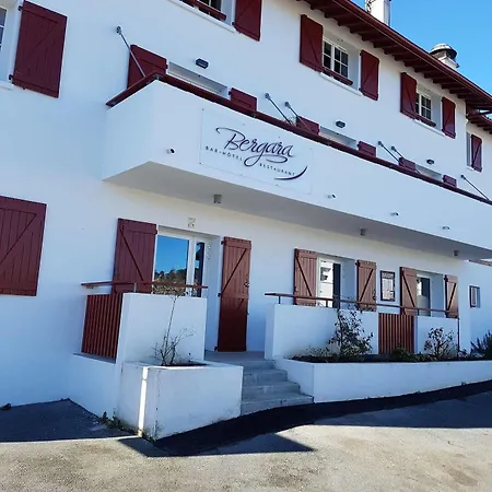 Bergara Отель